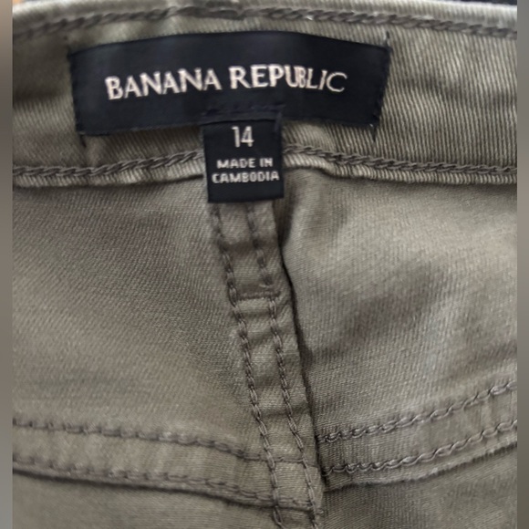 Banana Republic Women’s Green Pant 14 - Picture 3 of 4